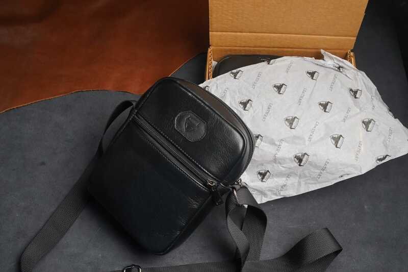Leath'Art Crossbody Leather Fashion Bag for Men